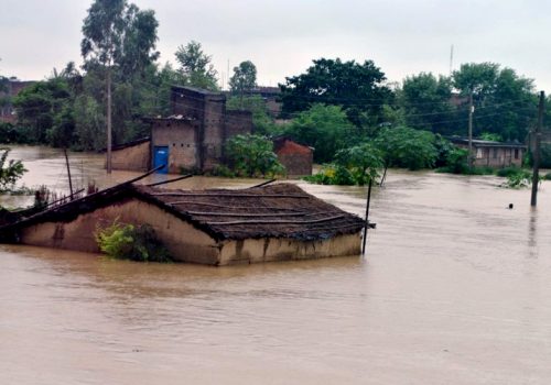 बंगलादेश र भारतको बाढी पहिरोमा कम्तीमा ५७ जनाको मृत्यु