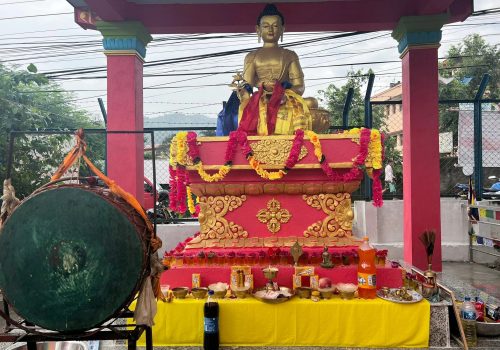 धादिङबेशीमा बुद्ध मुर्ति स्थापना(फाटो फिचर)