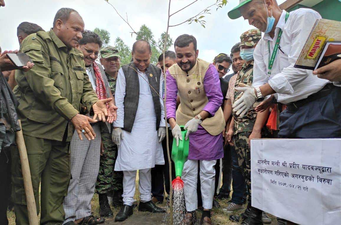 वनको जग्गा अतिक्रमण हुननदिने मन्त्री यादव प्रतिबद्धता