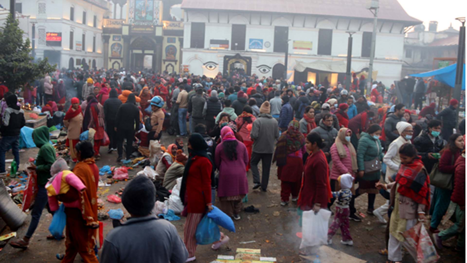 दिवङ्गत पितृको सद्गतिको कामना गर्दै शिवालयमा शतबीज छरियो