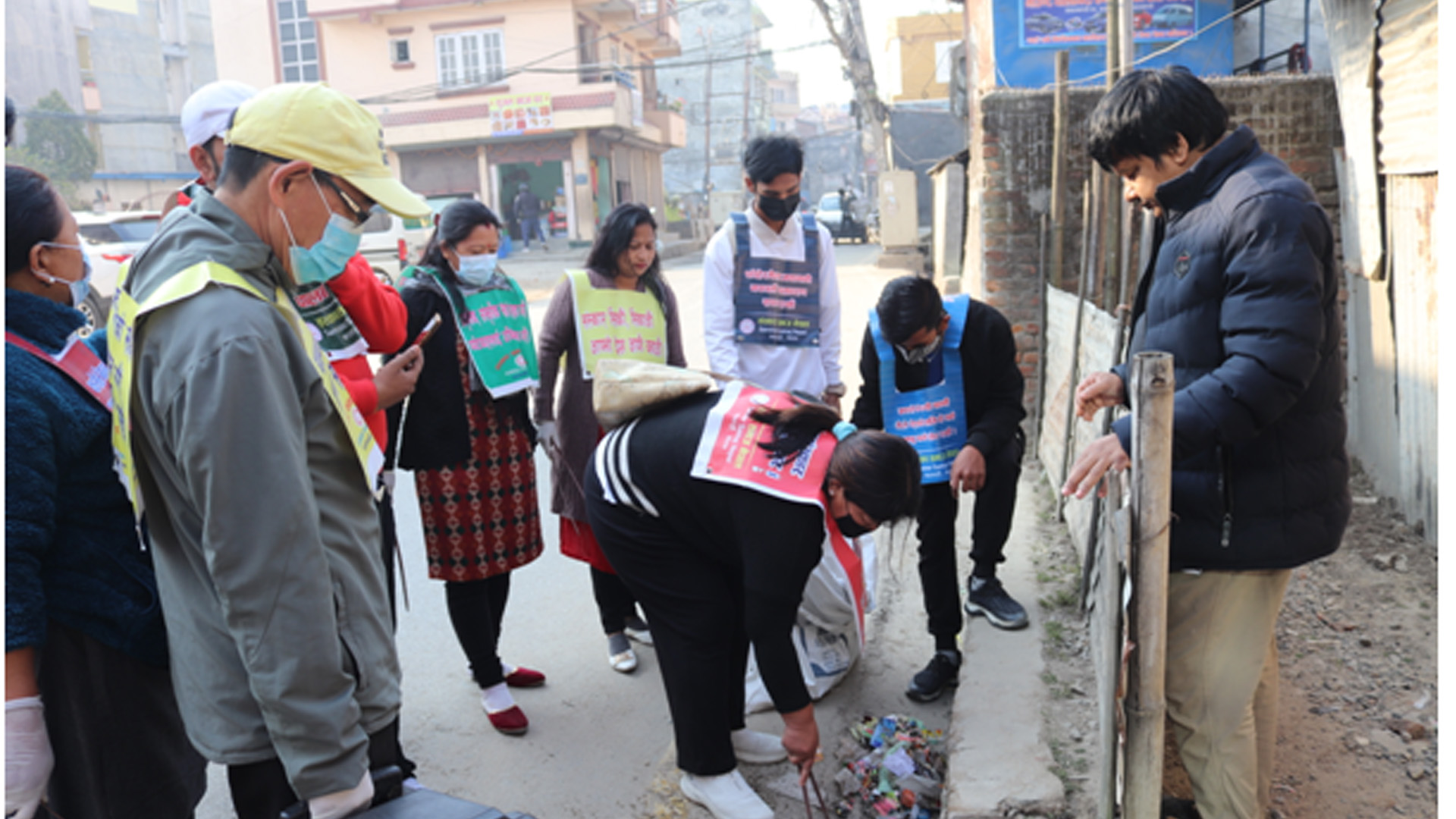 एकसय ९९ हप्तादेखि निरन्तर सरसफाइ